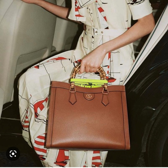 Gucci Diana gently used - Picture 3 of 3